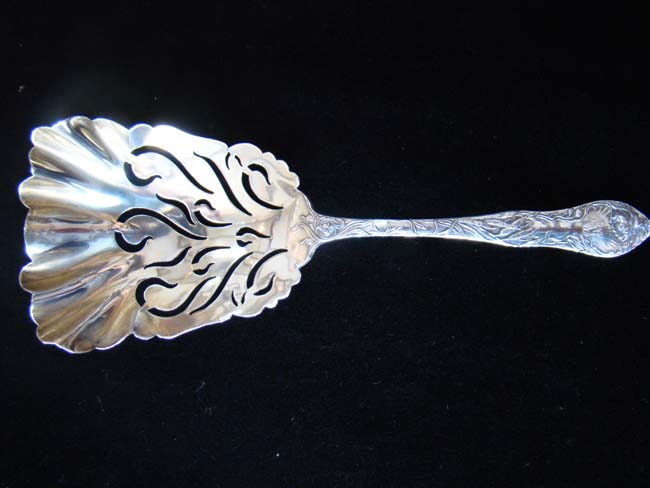 A lovely American sterling silver serving spoon circa 1901
